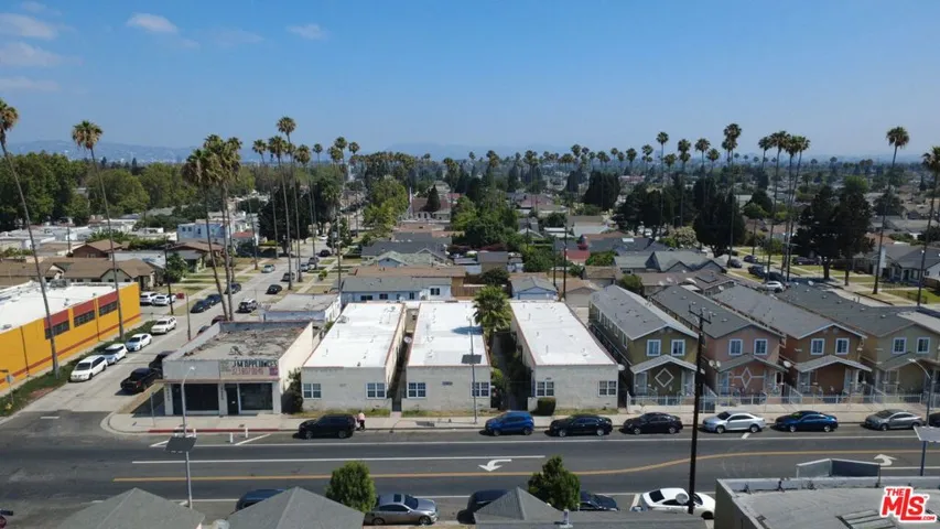 2417 W Vernon Avenue, Los Angeles, California 90008