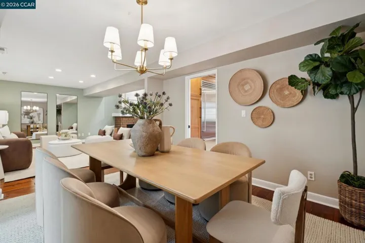 1560 Pyrenees Pl, Walnut Creek, California 94598