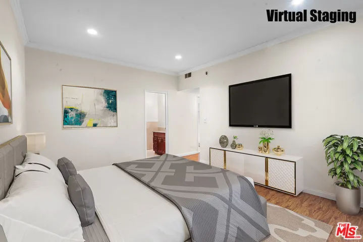 Virtually Staged
