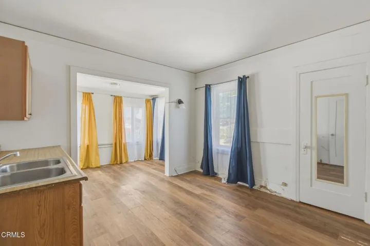 328 N Isabel St_328_N_Isabel_St_Glendale