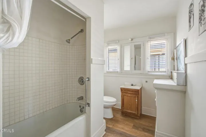 328 N Isabel St_328_N_Isabel_St_Glendale