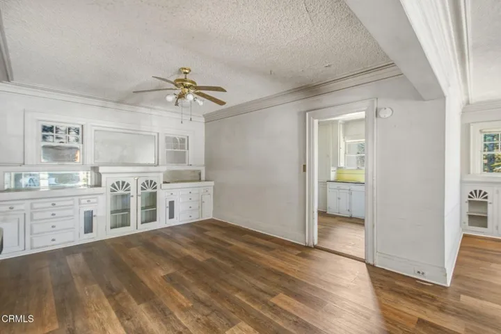 328 N Isabel St_328_N_Isabel_St_Glendale