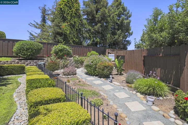 2124 Impala Ct, Pittsburg, California 94565