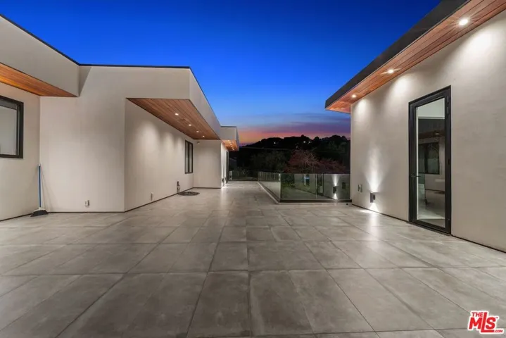 Master Balcony