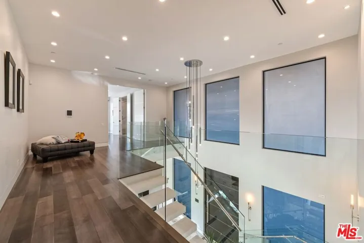 second floor landing