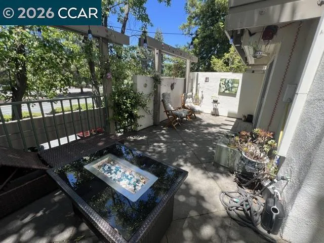 4 Mozden Ln, Pleasant Hill, California 94523