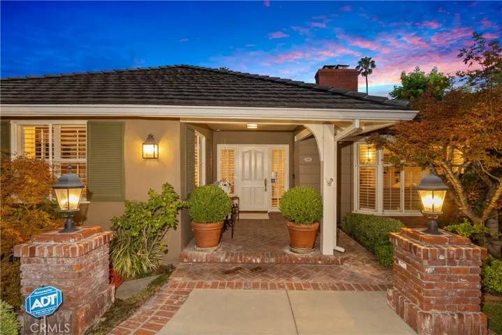 340 Arbolada Drive, Arcadia, California 91006