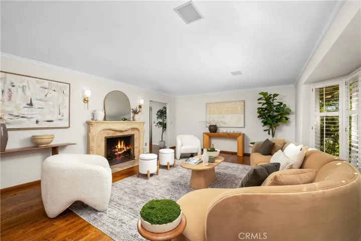 340 Arbolada Drive, Arcadia, California 91006