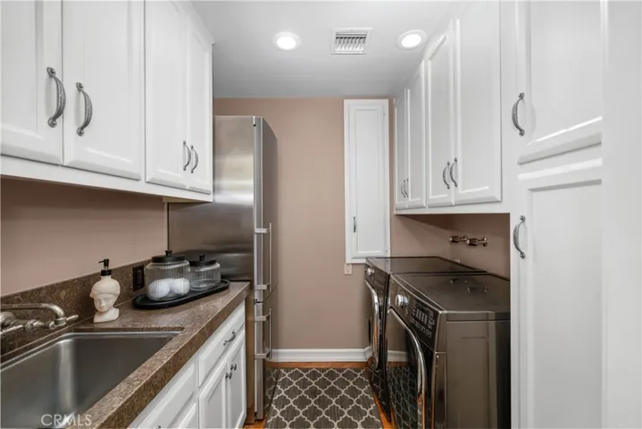 340 Arbolada Drive, Arcadia, California 91006