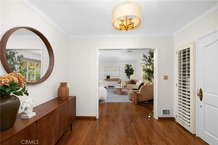 340 Arbolada Drive, Arcadia, California 91006