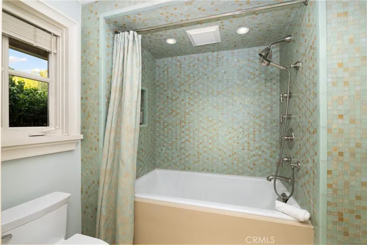 340 Arbolada Drive, Arcadia, California 91006