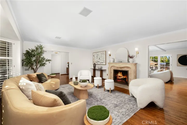 340 Arbolada Drive, Arcadia, California 91006