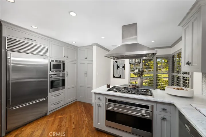 340 Arbolada Drive, Arcadia, California 91006