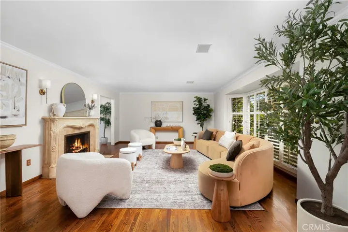 340 Arbolada Drive, Arcadia, California 91006