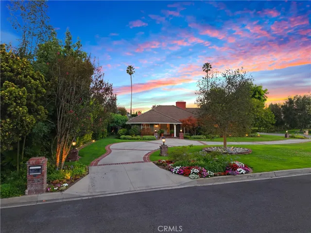 340 Arbolada Drive, Arcadia, California 91006