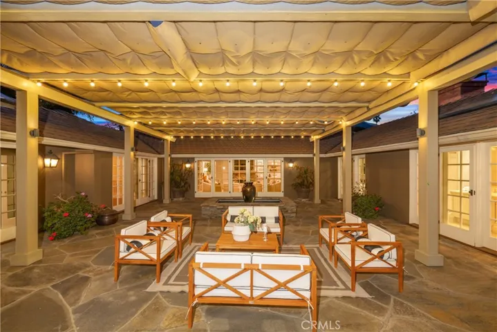 340 Arbolada Drive, Arcadia, California 91006