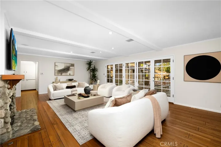 340 Arbolada Drive, Arcadia, California 91006