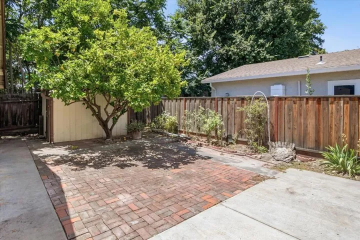 353 West Court, San Jose, California 95116