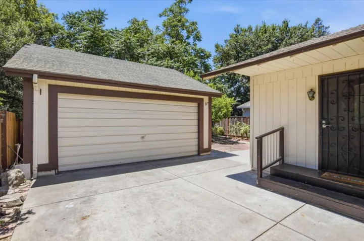 353 West Court, San Jose, California 95116