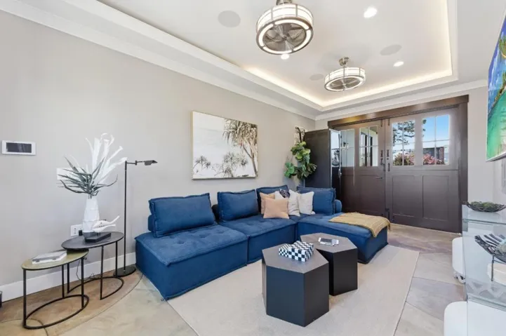 1963 Eucalyptus Avenue, San Carlos, California 94070