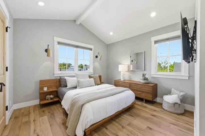 1963 Eucalyptus Avenue, San Carlos, California 94070