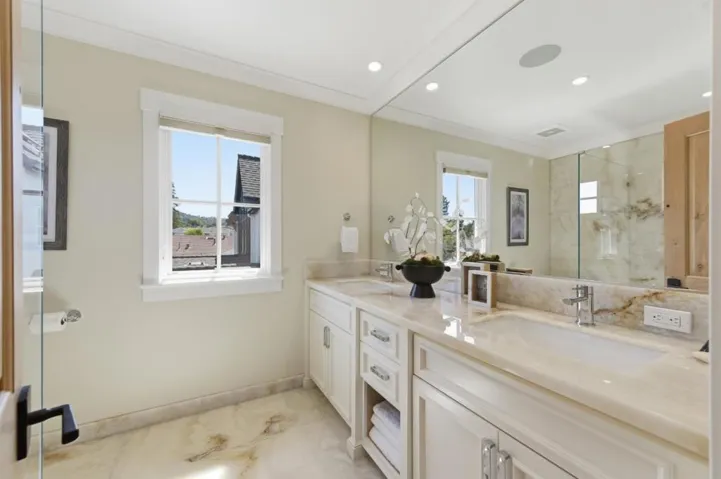 1963 Eucalyptus Avenue, San Carlos, California 94070