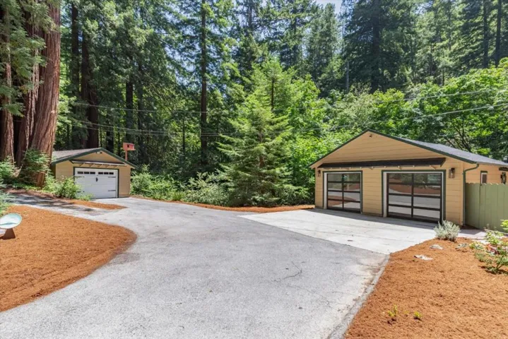 14521 Pescadero, La Honda, California 94020