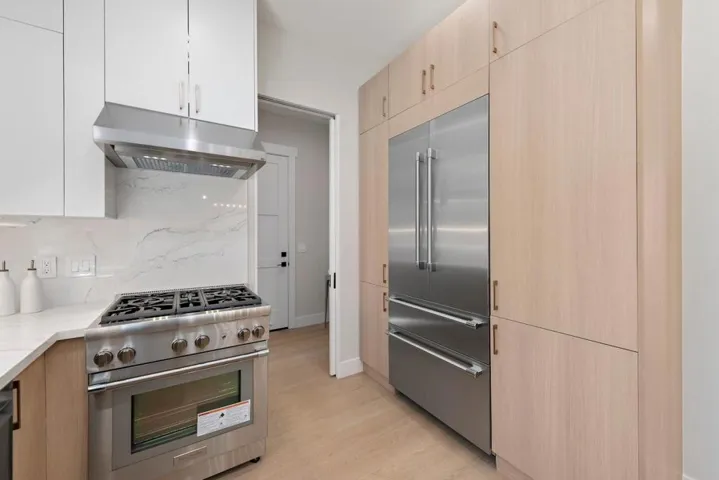 703 Partridge Avenue, Menlo Park, California 94025
