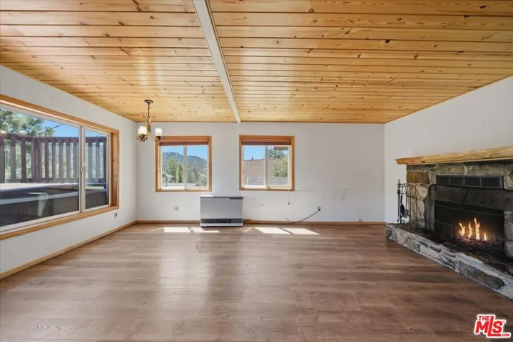 718 Blue Jay Road, Big Bear, California 92315 — photo 4