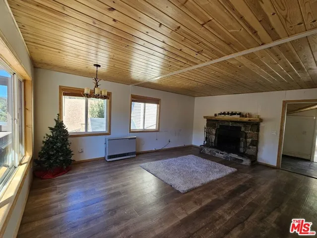 718 Blue Jay Road, Big Bear, California 92315 — photo 5