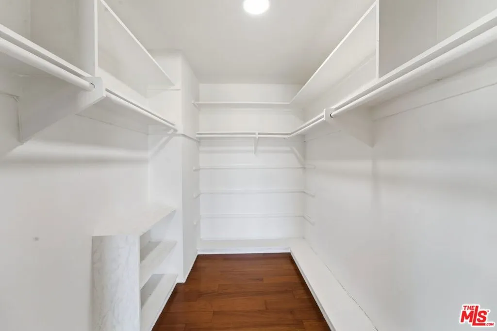 closet closet