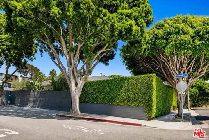 502 Strand Street, Santa Monica, California 90405