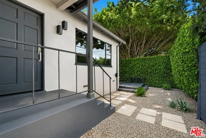 502 Strand Street, Santa Monica, California 90405