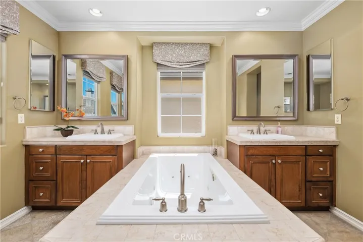 16618 Honeybee, Tustin, California 92782