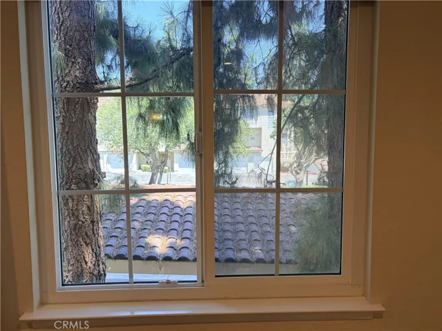 653 Oak Run 305, Oak Park, California 91377
