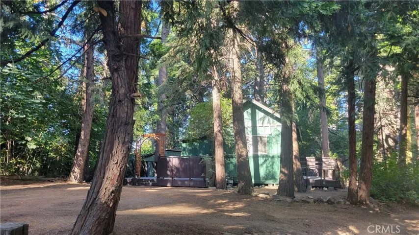 23821 Inspiration, Crestline, California 92325