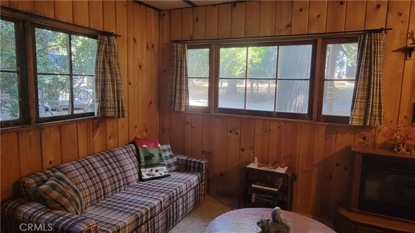 23821 Inspiration, Crestline, California 92325