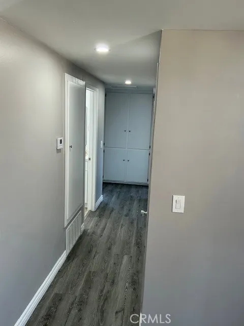 Hallway to Bedrooms & Bathroom.