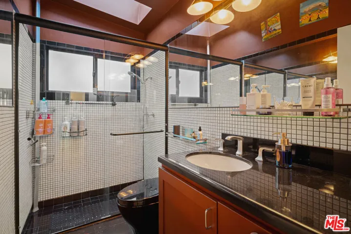 8011 Padre Lane, Los Angeles, California 90046