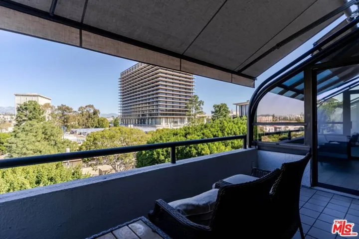 880 W 1st Street 712, Los Angeles, California 90012