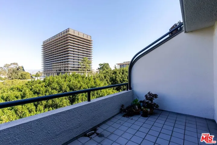 880 W 1st Street 712, Los Angeles, California 90012