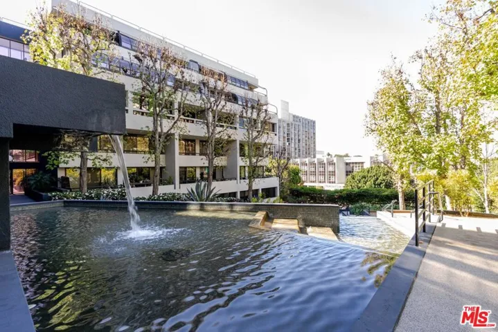 880 W 1st Street 712, Los Angeles, California 90012