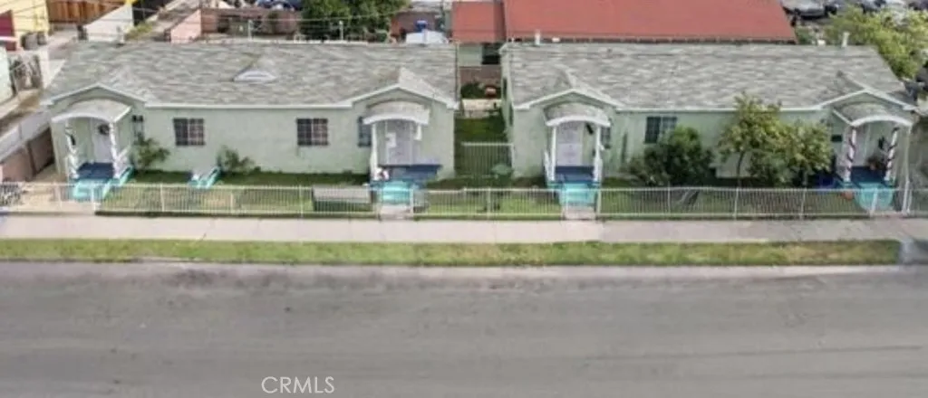 6114 Wall, Los Angeles, California 90003
