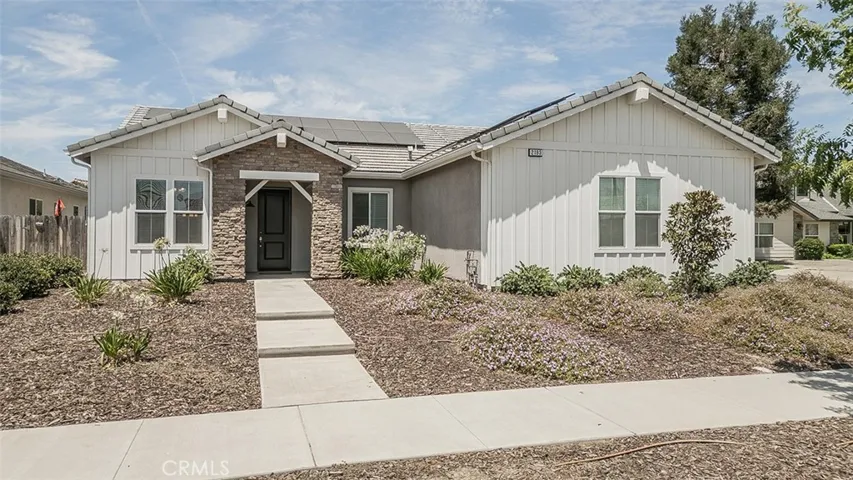 2193 E Kamm, Kingsburg, California 93631