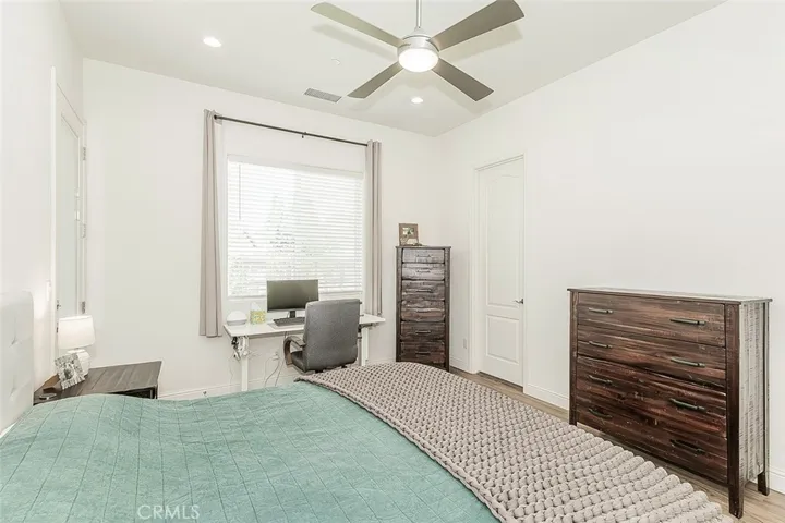 2193 E Kamm, Kingsburg, California 93631