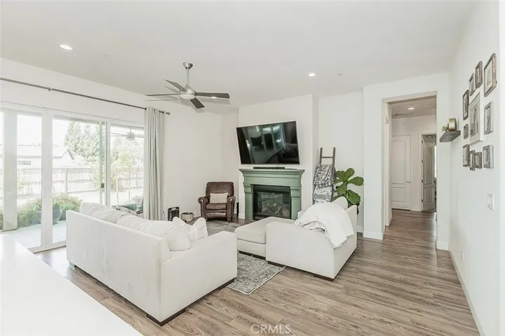 2193 E Kamm, Kingsburg, California 93631