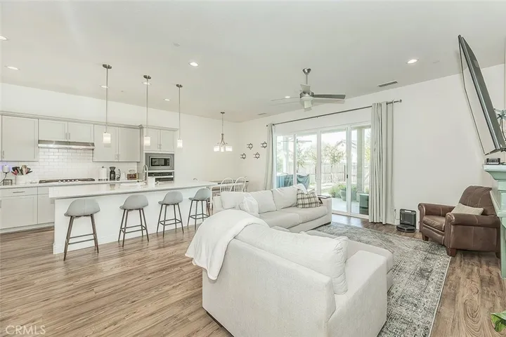 2193 E Kamm, Kingsburg, California 93631