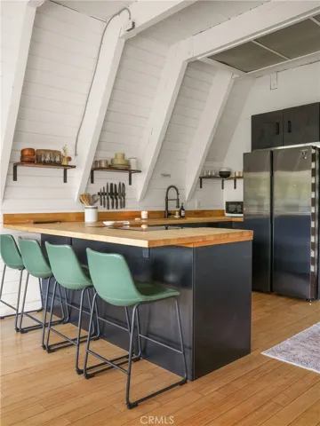 991 Colusa, Big Bear Lake, California 92315
