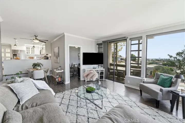2525 E 19th 32, Signal Hill, California 90755 — photo 4