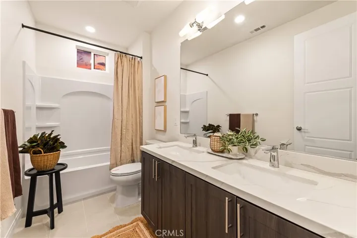200 N New Avenue, Monterey Park, California 91755